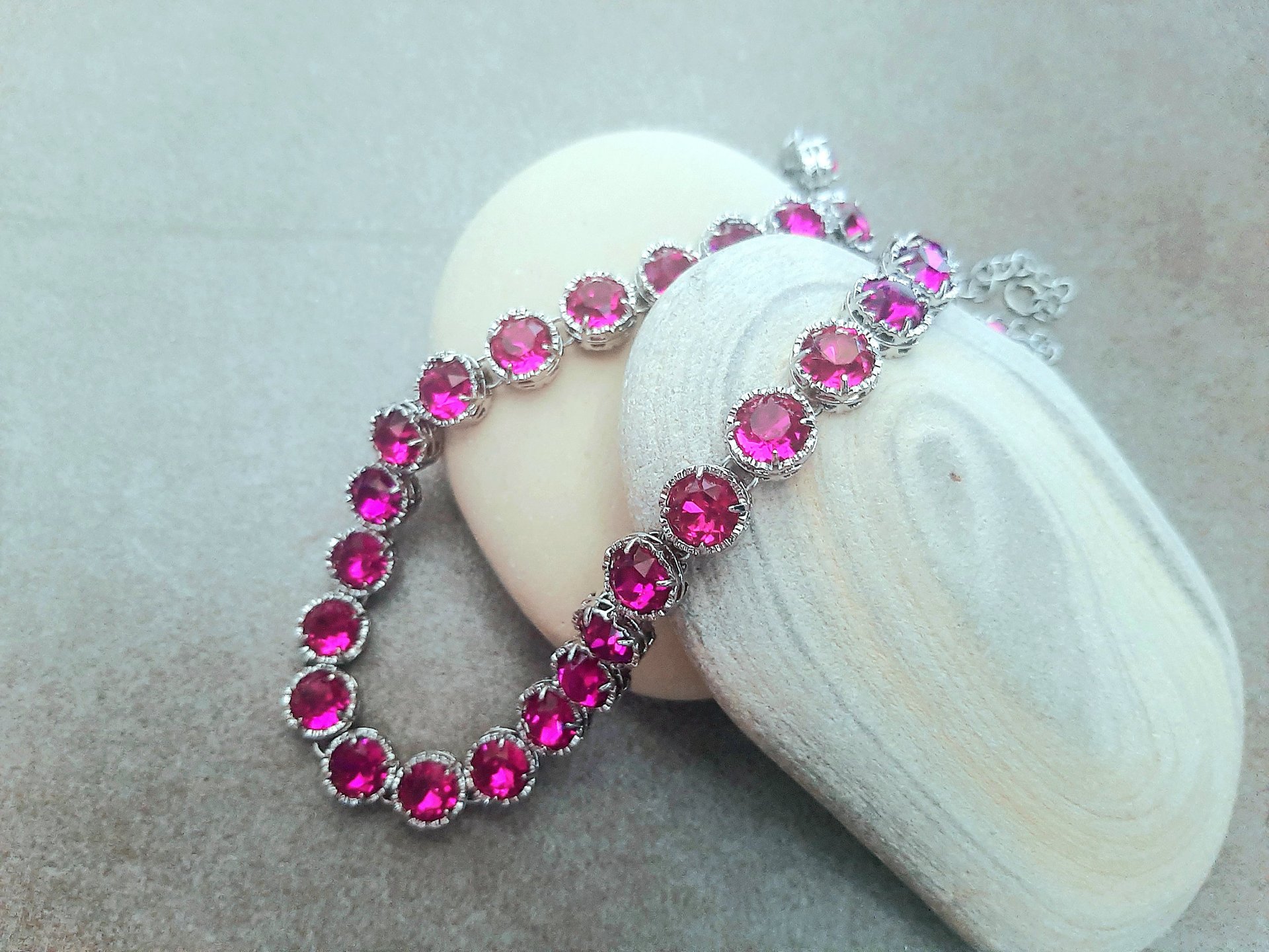 Fuchsia Rhinestone Necklace | Art Deco Collet for Women