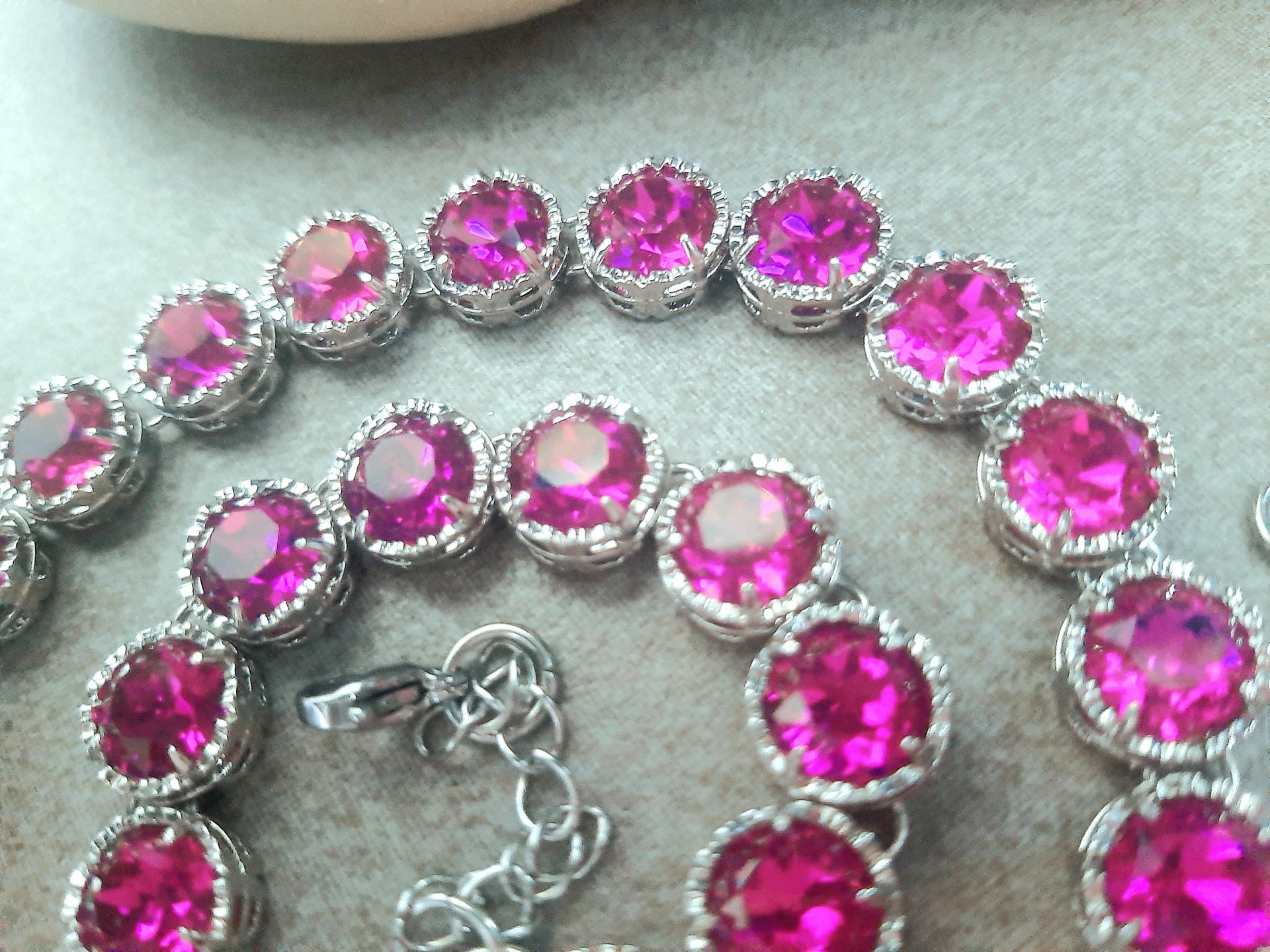 Fuchsia Rhinestone Necklace | Art Deco Collet for Women