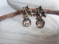 Vintage Floral Crystal Earrings – Antique Bronze Drop Earrings with Austrian Crystals, Romantic Nature-Inspired Jewelry for Women, Mum Gift