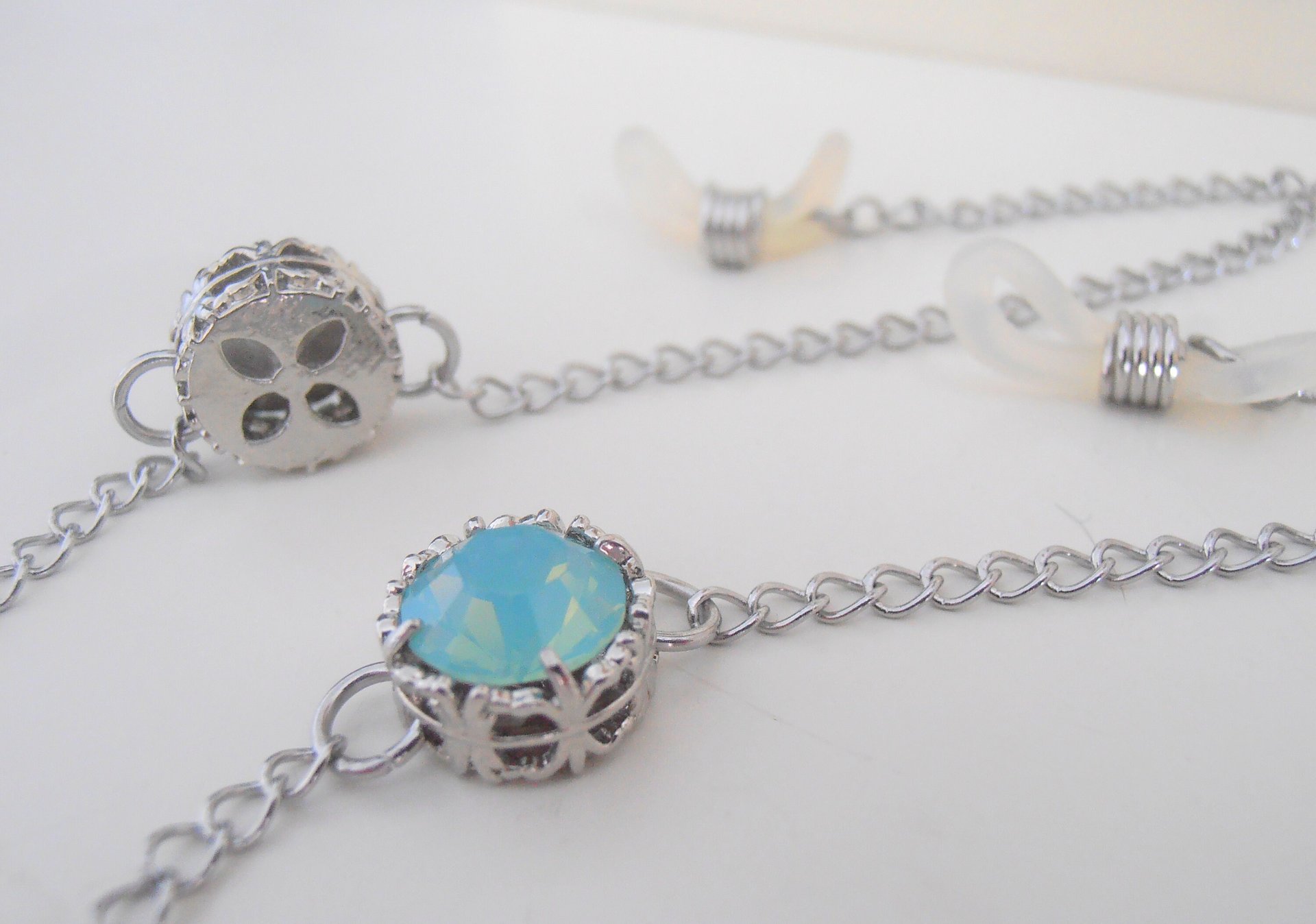 Pacific Opal Lanyard • Reading Eye Glasses Holder Chain in Platinum / Mother's Day Gift