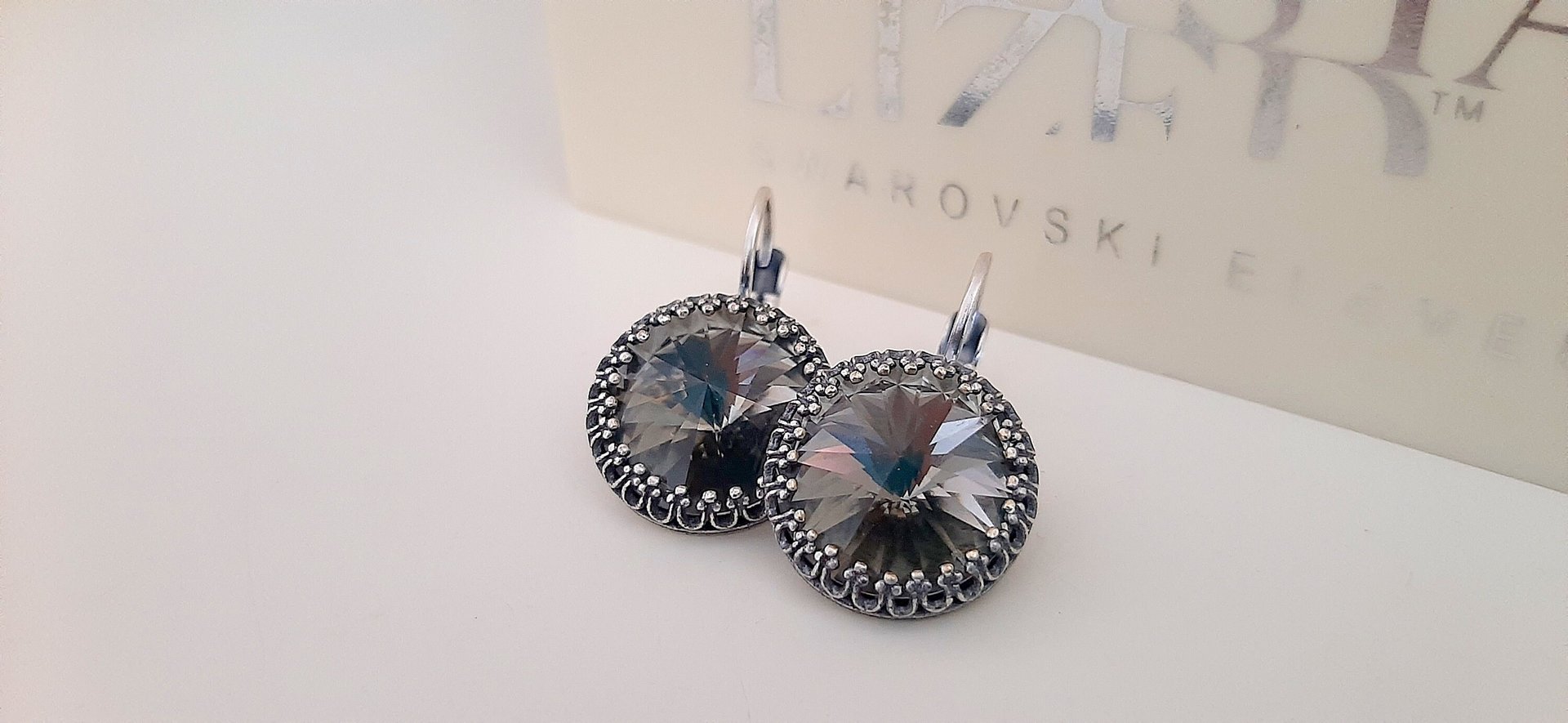 Black Diamond Crown Bezel Earrings with Rivoli Crystals 14mm, Antique Jewelry, Dangle and Drop Lever-back Earrings, Birthday Gift for her