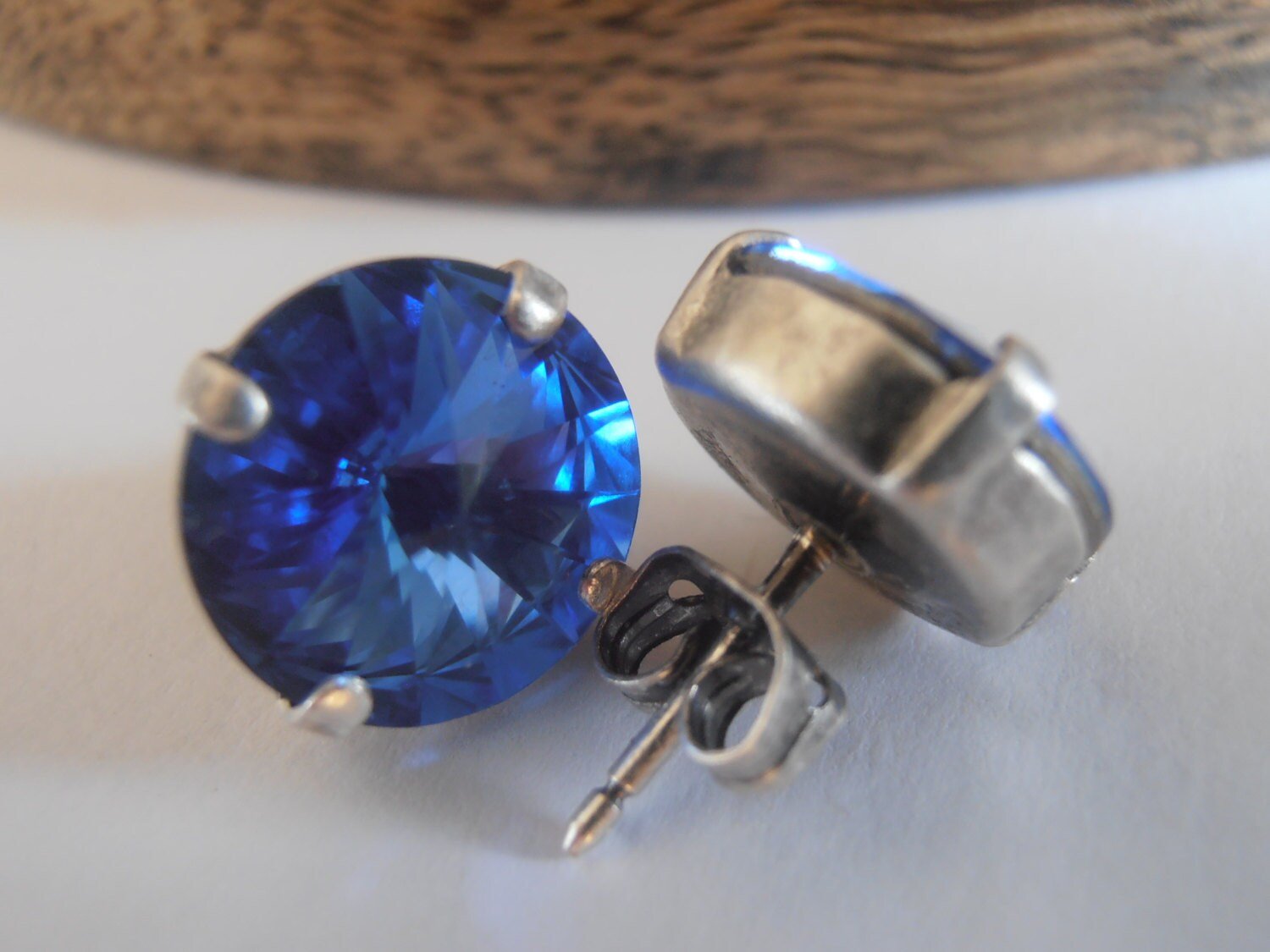Sapphire Crystal Blue Rivoli Stud Earrings 12mm1122 / Costume Jewelry / Mother's day Gift / Round Pierced Post / Birthday Gift