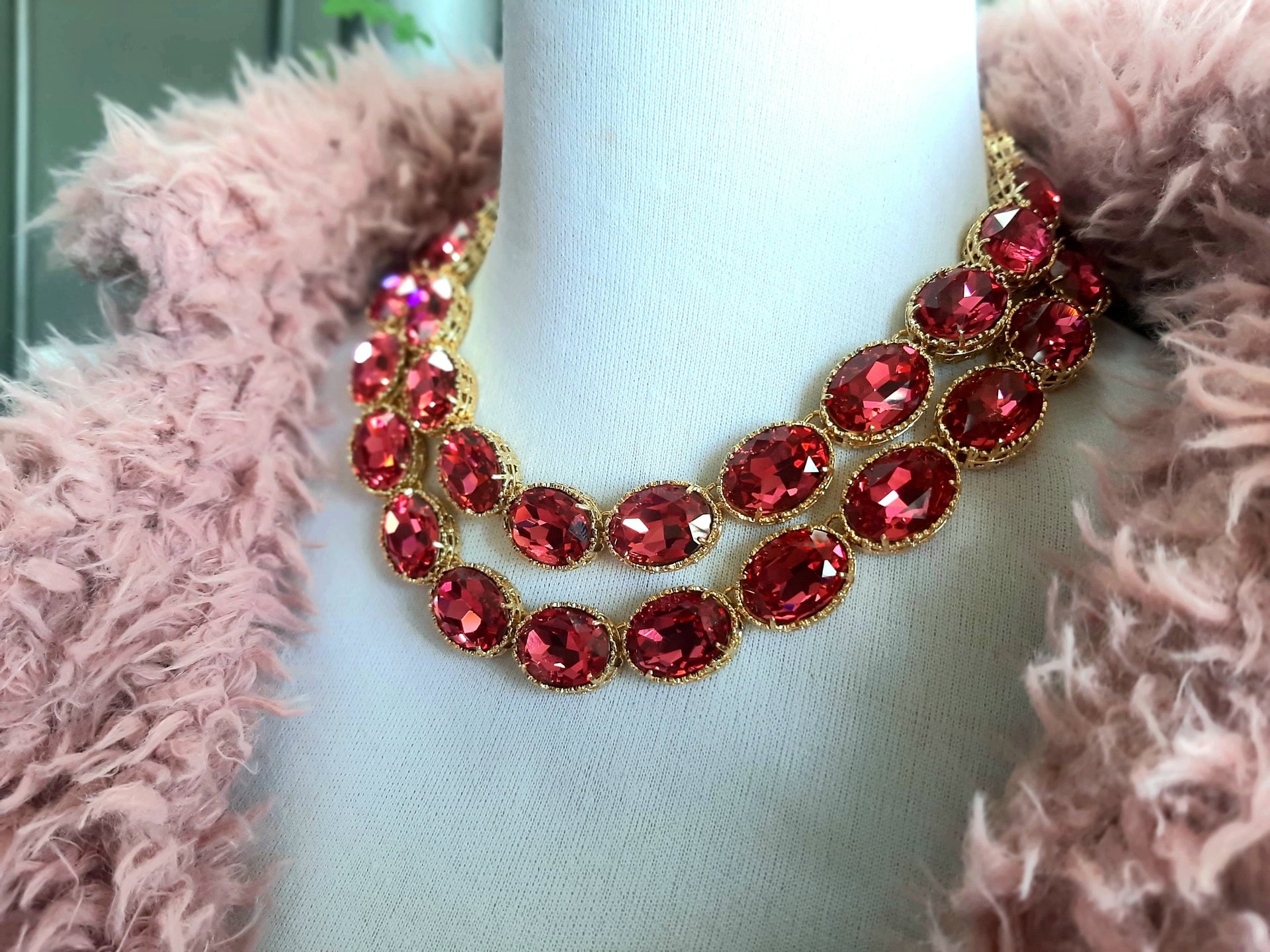 Pink Crystal Chunky Riviere Necklace | Anna Wintour Jewelry