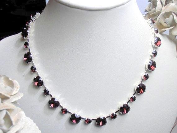 Burgundy Crystal Tennis Necklace | Anna Wintour Collet 