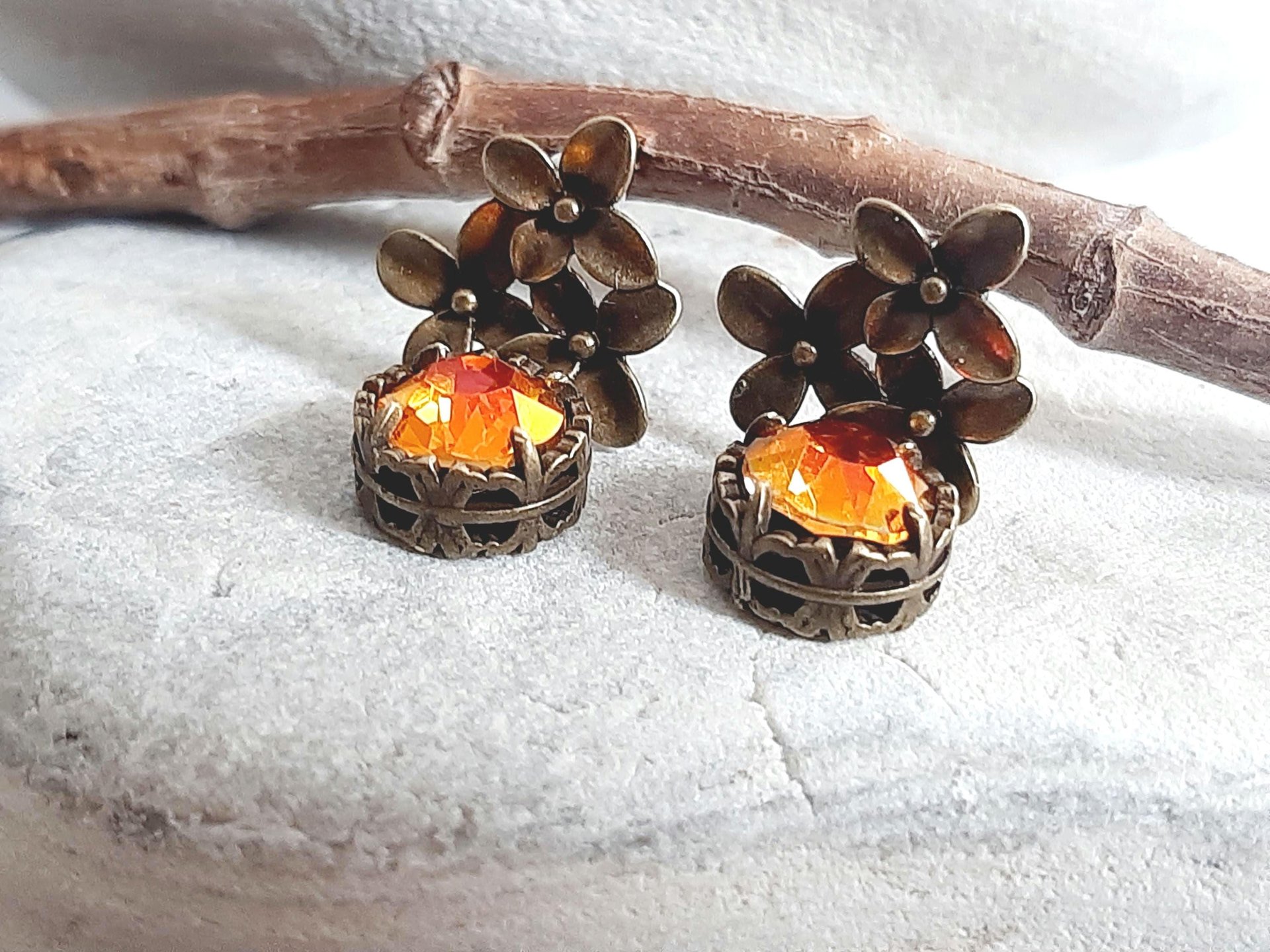 Astral Pink Floral Dangle Earrings Antique Bronze Jewelry Austrian Crystal Flower Earrings Nature-Inspired, Vintage Style Gift for Partner