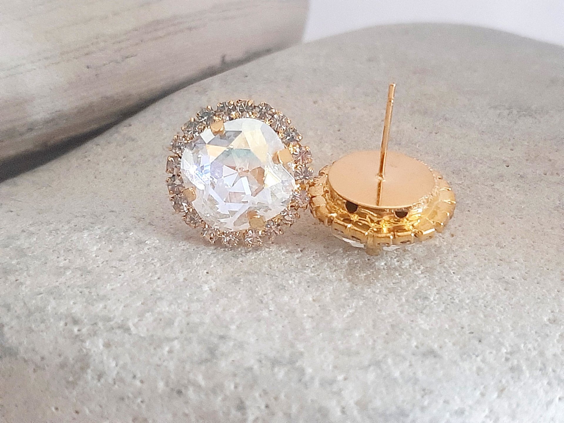 Gold Bridal Stud Earrings | Wedding Jewelry for Brides